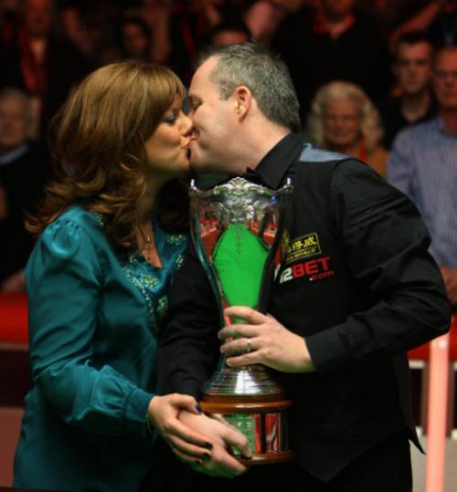 更是争四路 更是争四路